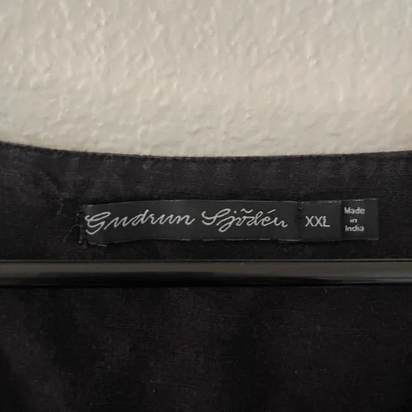 Gudrun Sjoden Black Tunic Top - Picture 2 of 4